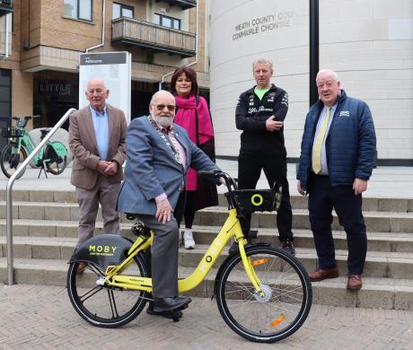 Cathaoirleach Launches Bike Scheme in Ashbourne 
